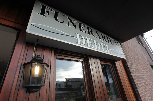 Entrée du funérarium Dedee à Visé